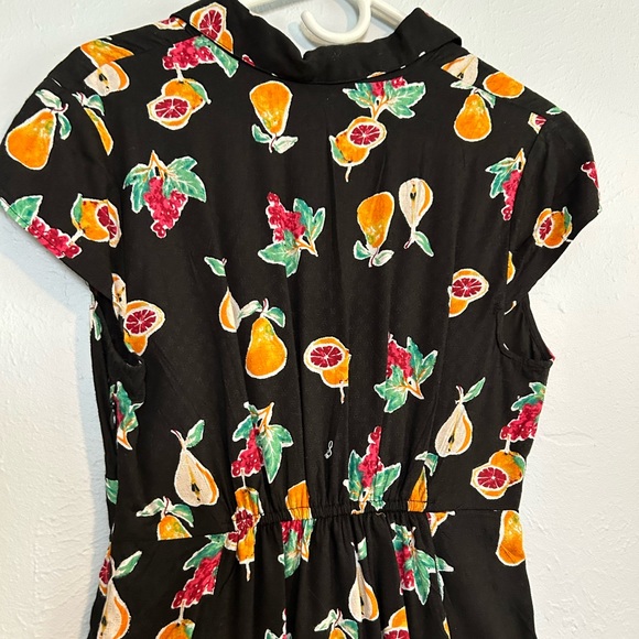 SOLDDD!! NO LONGER AVAILABLE!!! Urban Outfitters Harlow Twist-Front Mini Dress! - Picture 7 of 9